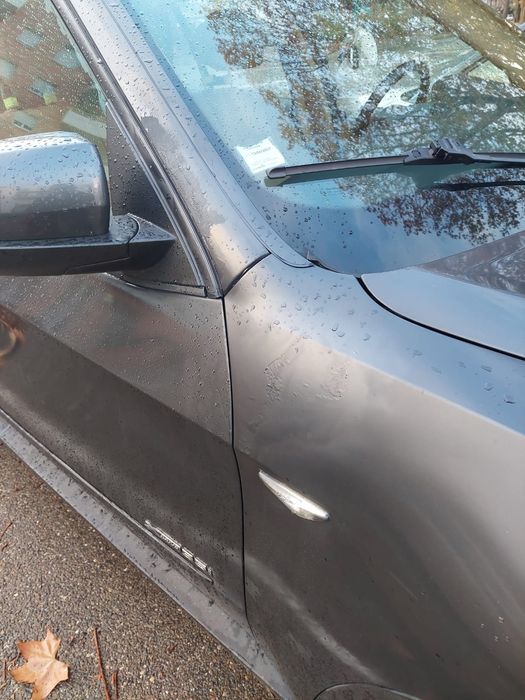 3500 євро . Х5 2011. У Франції