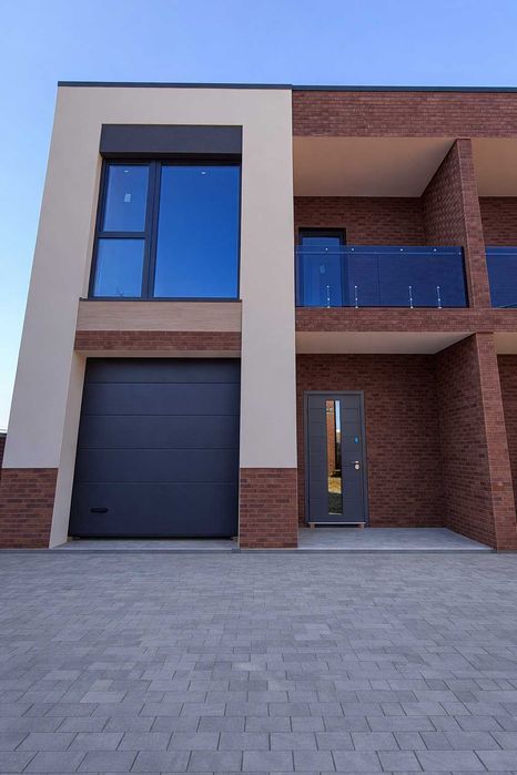 Продаж Дуплекса з гаражем - 154м2, ділянка - 3,6сот.