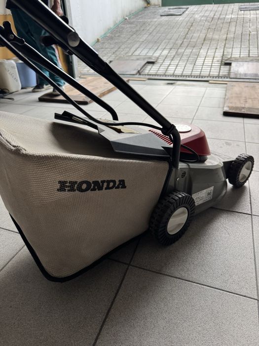 Cortador de relva eletrico com cabo