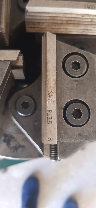 Cabeça de roscar industrial