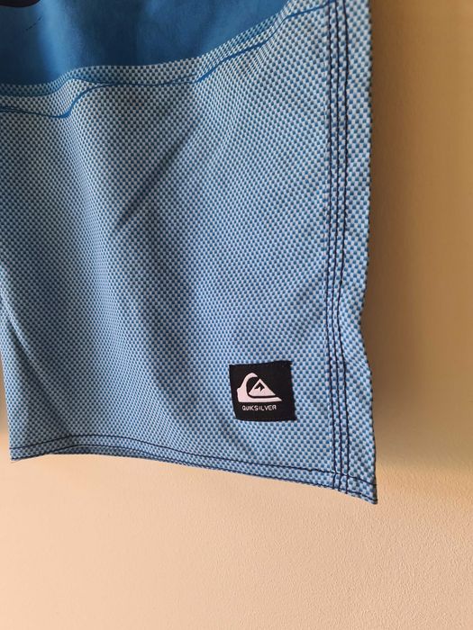 Calções de Praia Quiksilver Tamanho 32 | Quiksilver Swim Shorts 32