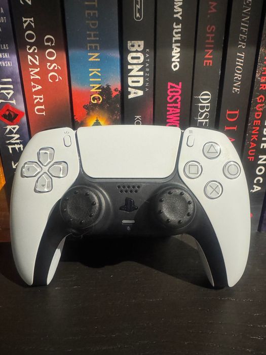 Dualsense biały Pad do PS5 - stan idealny, w pełni sprawny. jak NOWY