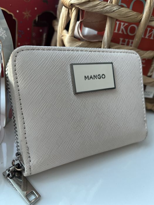 Гаманець жіночий кремовий Mango