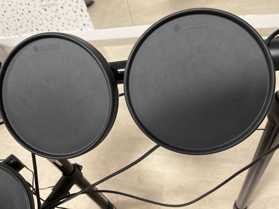 Zestaw perkusji Yamaha Electronic Drum Kit DTX402K