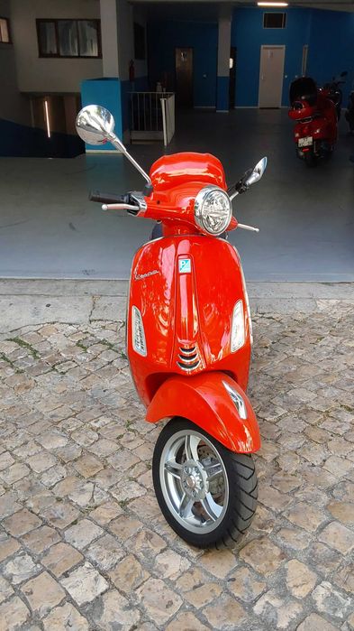 Vespa Primavera 125