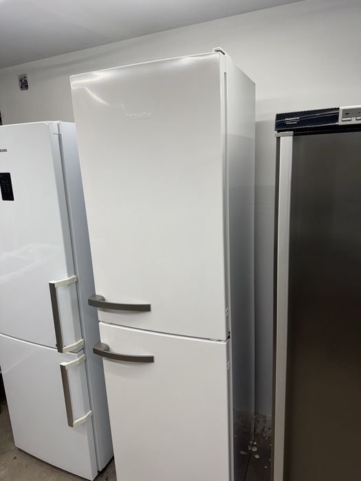 Lodowka Miele No-Frost 2 metry duża