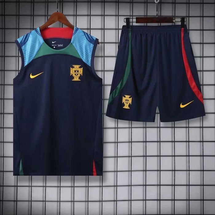 Conjunto de treino de Portugal sem mangas