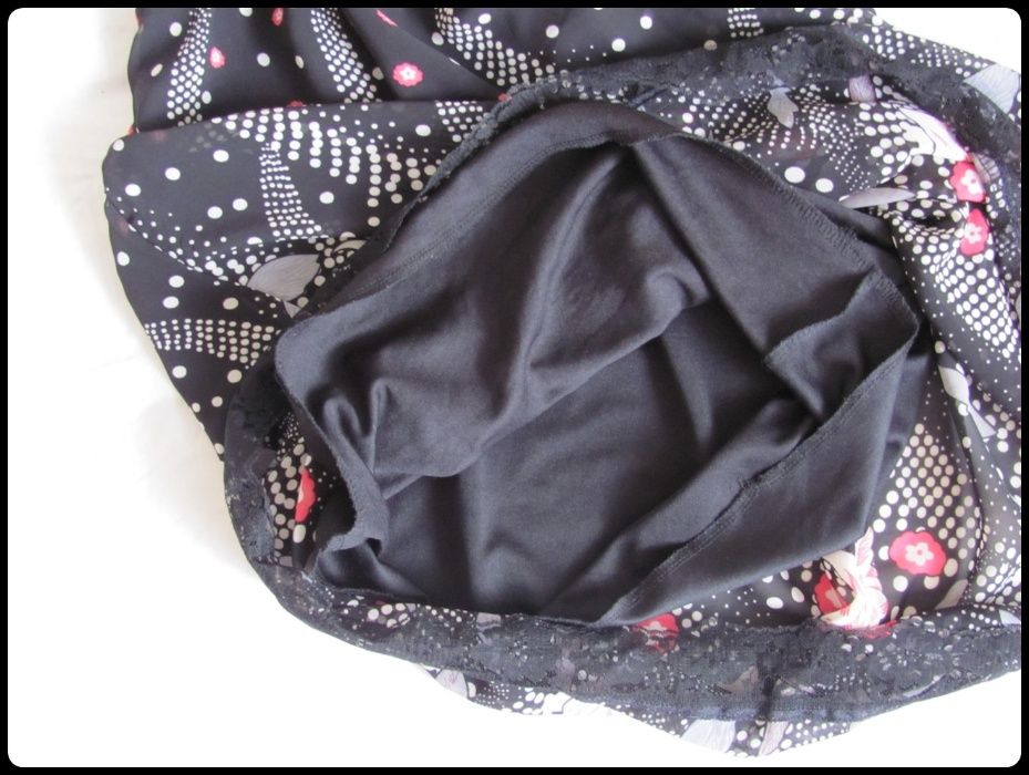 Lekka zwiewna sukienka z koronką 38 M