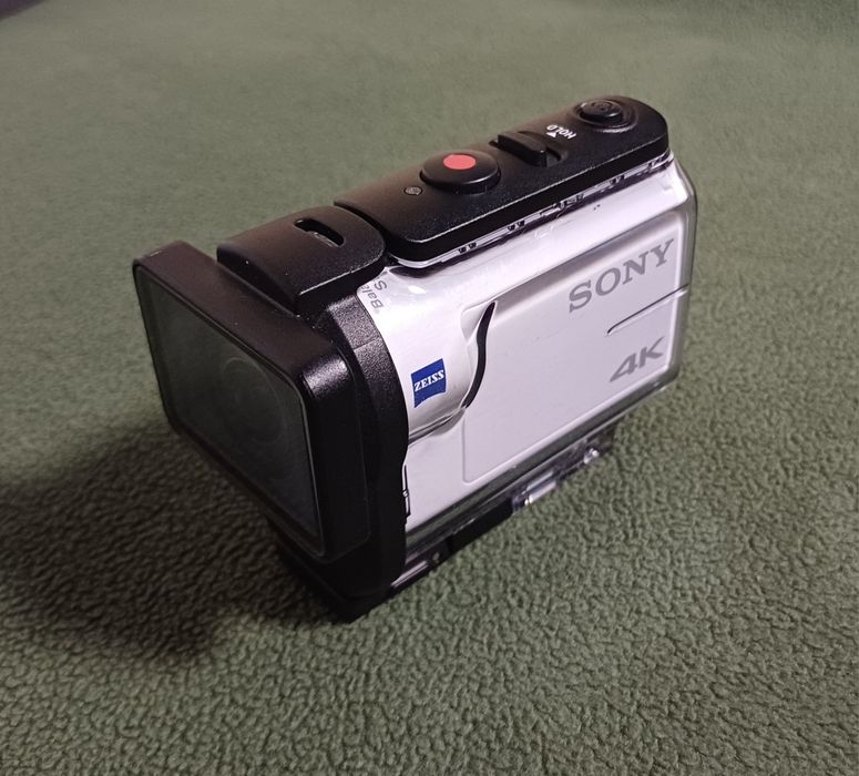 Екшн-камера Sony FDR-X3000