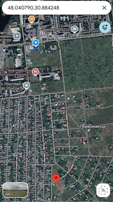 Земельна ділянка площею 10 соток у мальовничому районі.