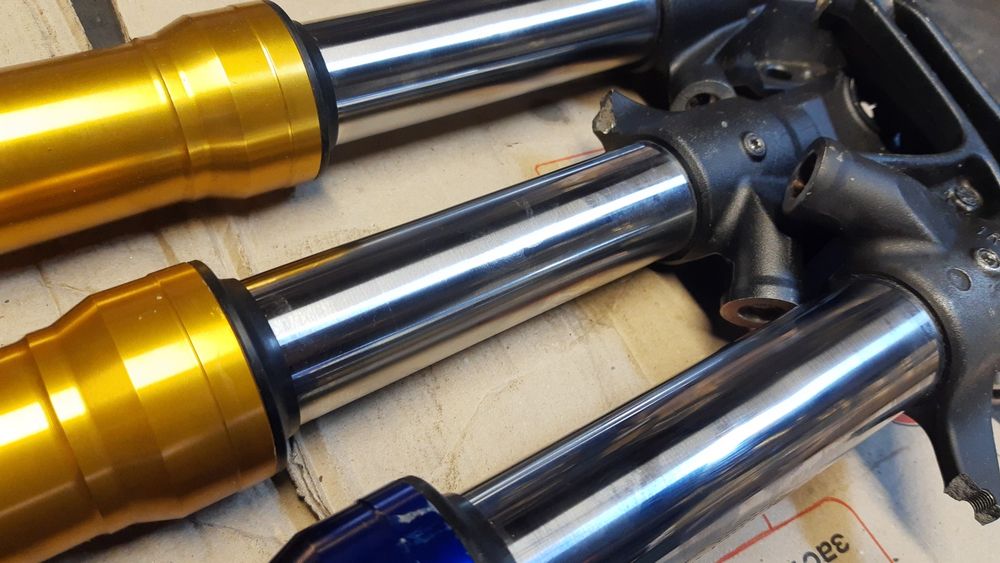 Вилка пера Yamaha mt09