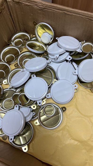 Пломби кришки корки