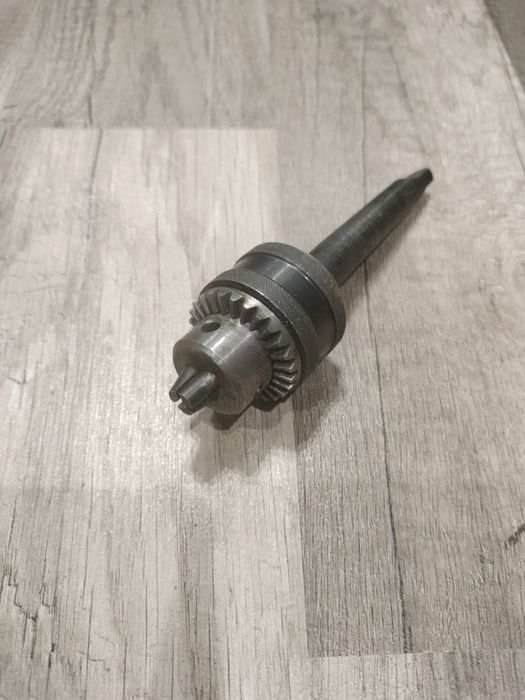 Патрон сверлильный 1-6 мм