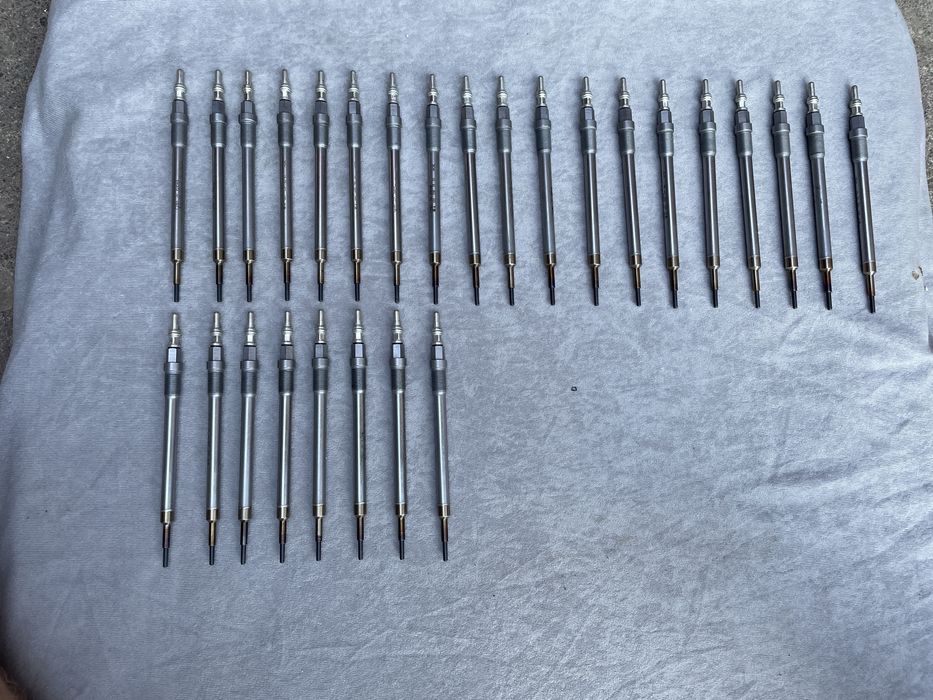 Свеча накала A0011597301 Mercedes-benz