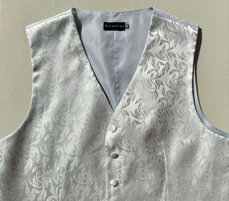 Elegancka kamizelka z krawatem Guarini