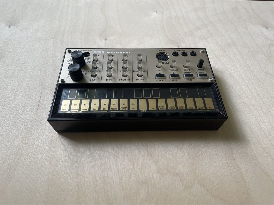 korg volca - Купить музыкальные инструменты - Цена на OLX.ua