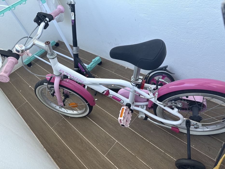 Vendo bicicleta e trotinete criança