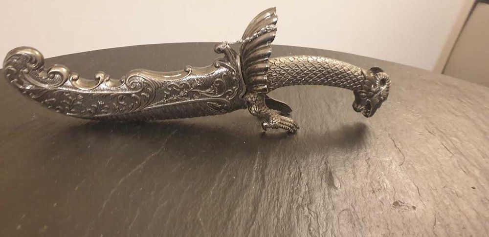 Faca decorativa estilo dragão – réplica artística