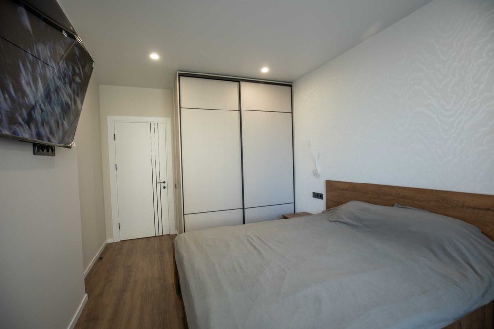 Завжди є світло!Перша здача | 1-кімнатна квартира з гардероб і ванною