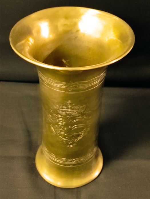 Antiga jarra Com Brasão