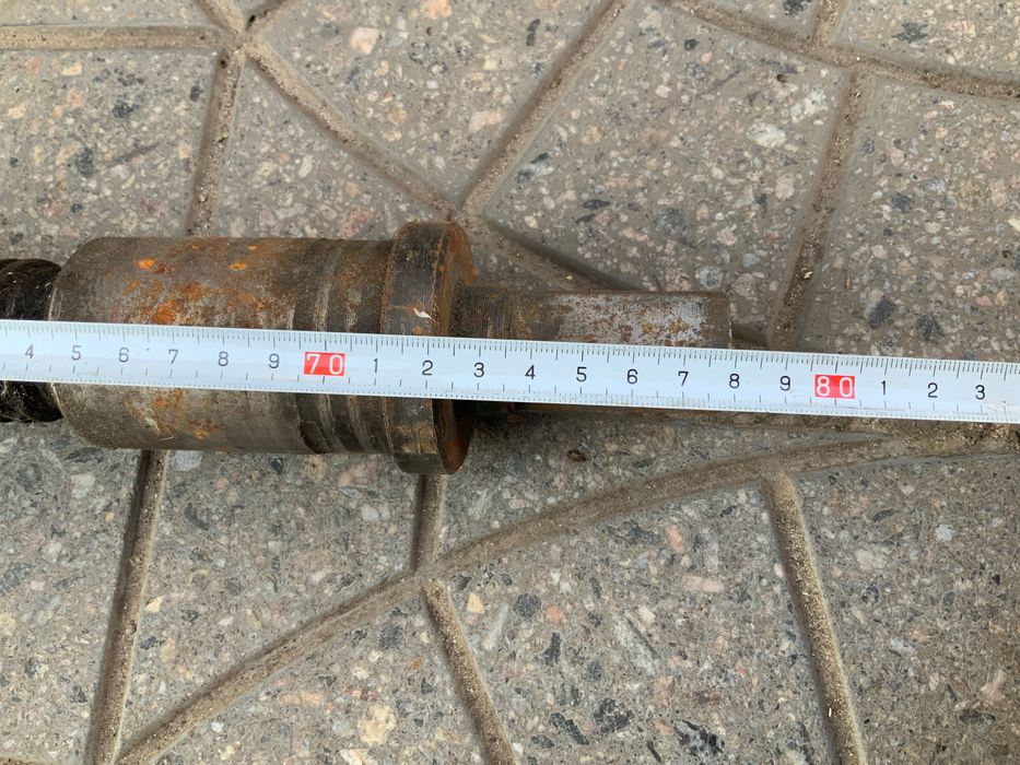 Вал для фрезерных тисков 320мм