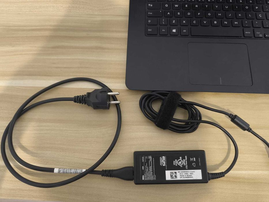 Dell Inspiron 5447 | i5 | 16GB RAM | 256GB SSD | 2GB Gráfica Dedicada Radeon | Impecável