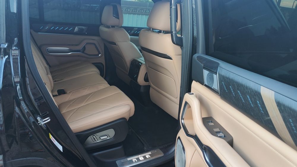 Byd Leopard 8 2025