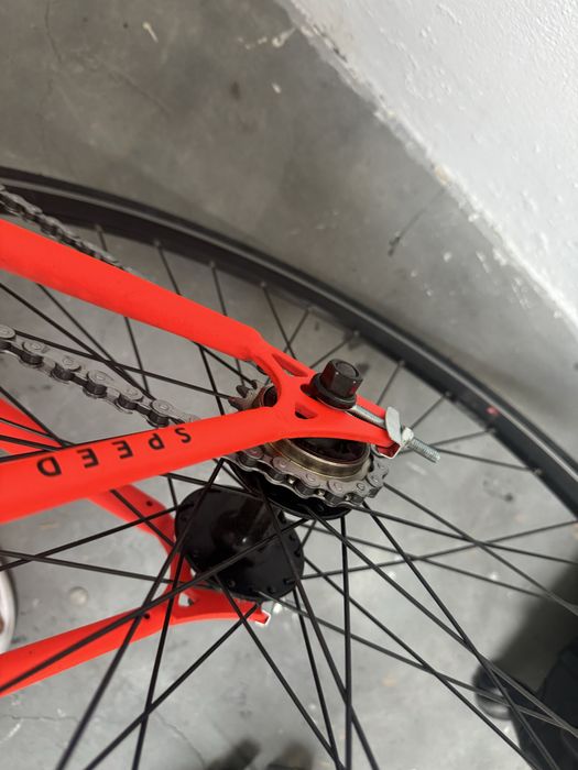 Bicicleta com acessorios