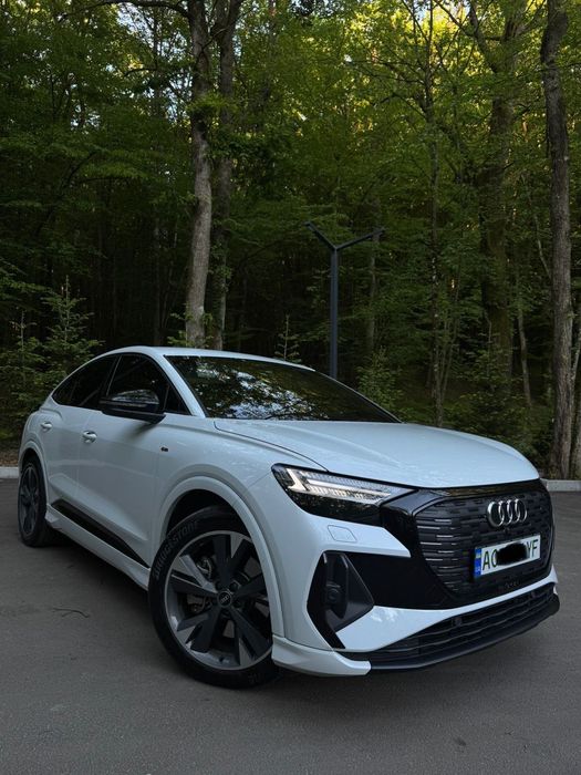 Авто Audi q4 sportback e-tron
