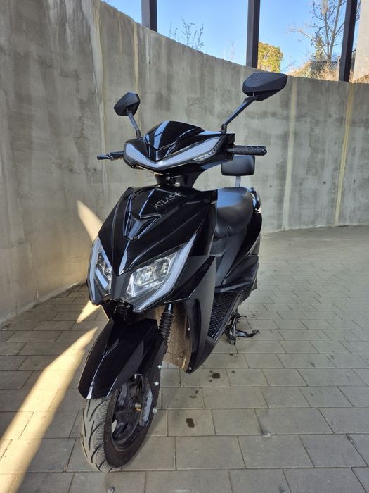 Електроскутер Atlas 72V 20Ah |
