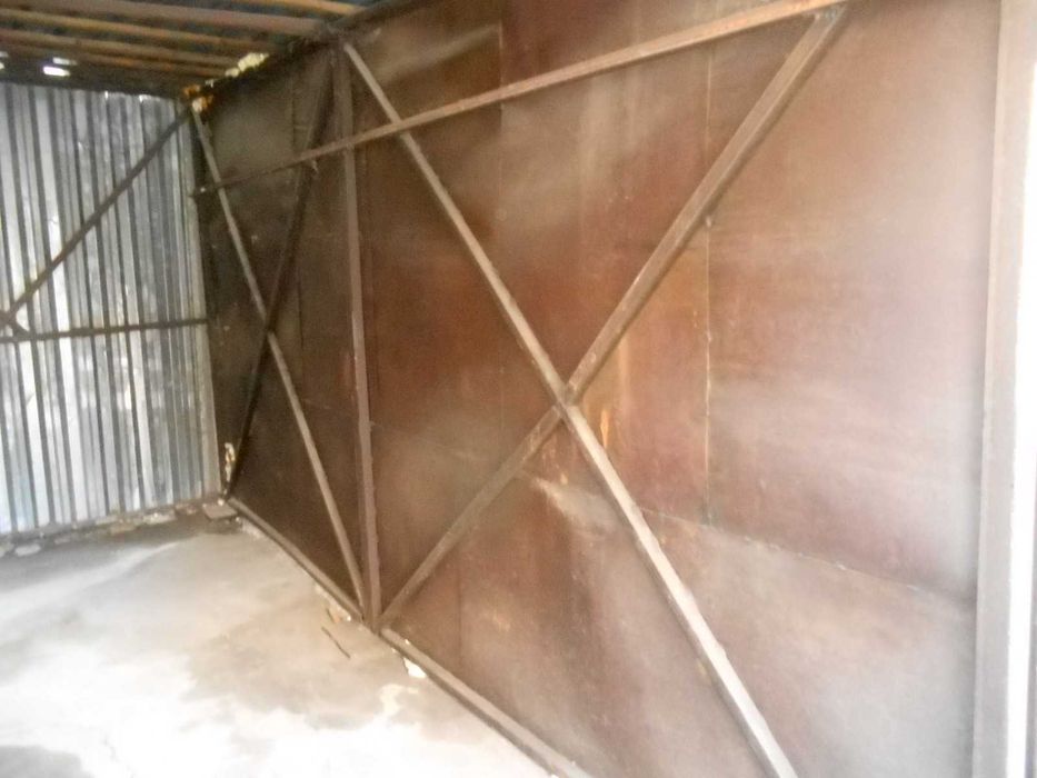 Сдаём в аренду гараж под складское помещение.