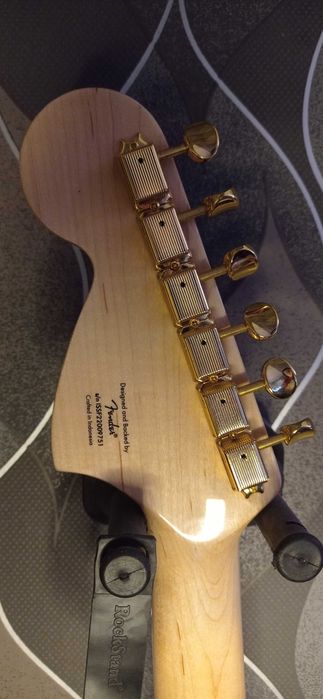 Електрогітара Squier 40th Anniversary Stratocaster Gold Edition
