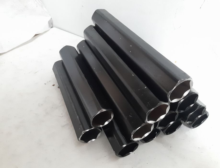 Труба шестигранная 23/32 мм для мотоблока. Патрубок 210-270 мм.Ступиця