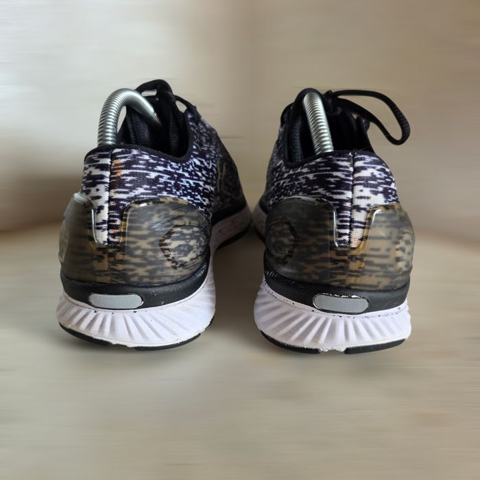 Кросівки "Under Armour Charged Bandit 3 Ombre"