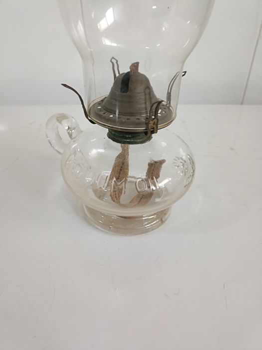 Maquina e candeeiro a petróleo