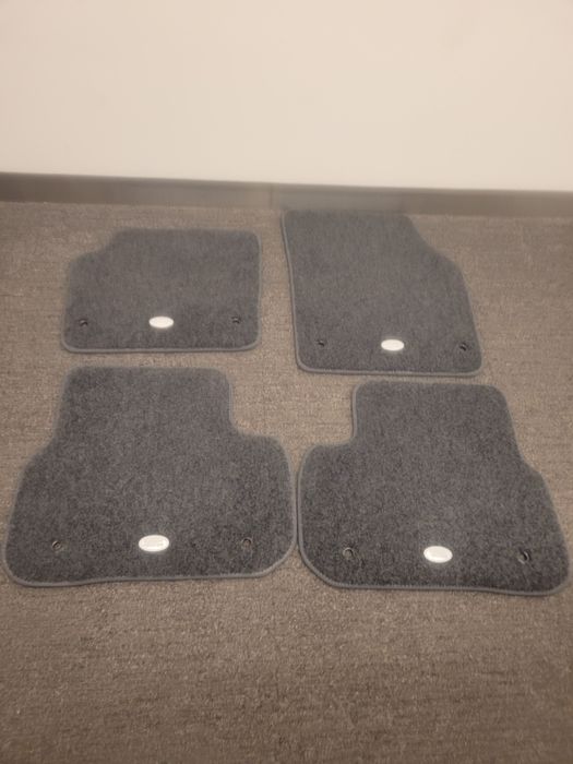 Oryginalne dywaniki welurowe premium Land Rover Discovery  Sport