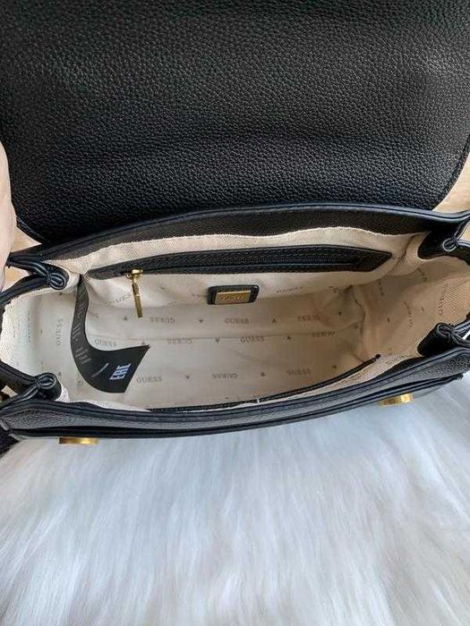 Сумка guess чорна emera