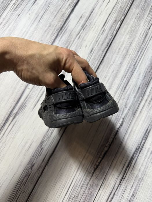 Nike huarache кроссовки оригинал 26 размер черные детские найк