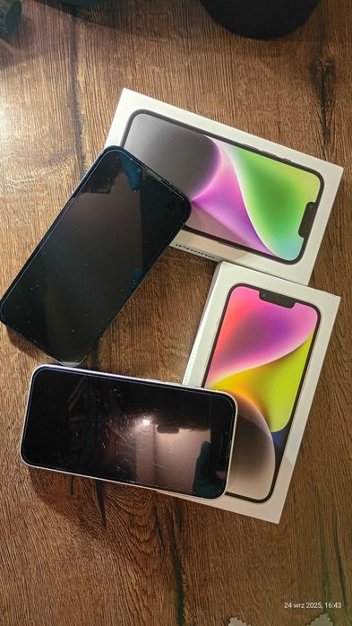 2x iPhone 14 128 GB + 2 ładowarki Apple – stan IDEALNY!