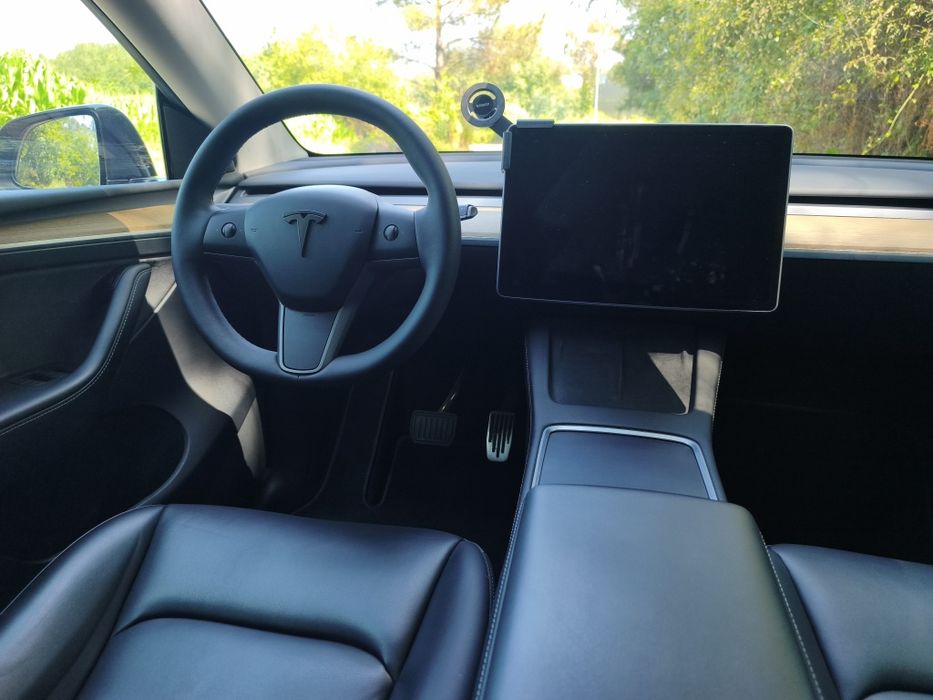 Tesla Y RWD IVA Dedutível
