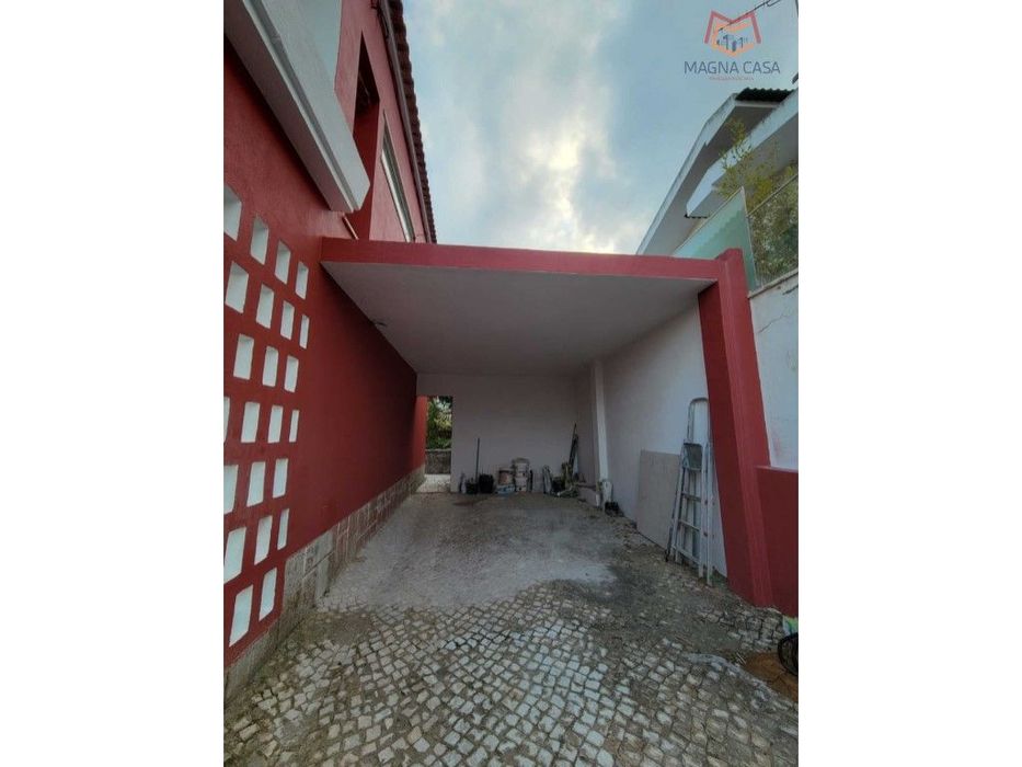 Moradia, Pinheiro Loures, Loures
