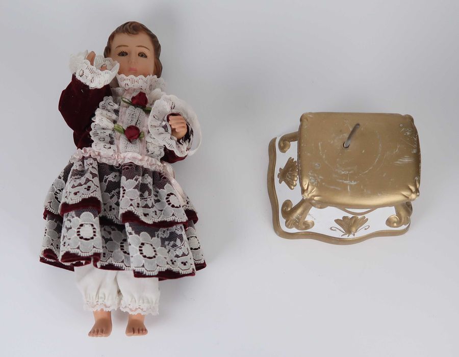 Menino Jesus, escultura antiga em porcelana