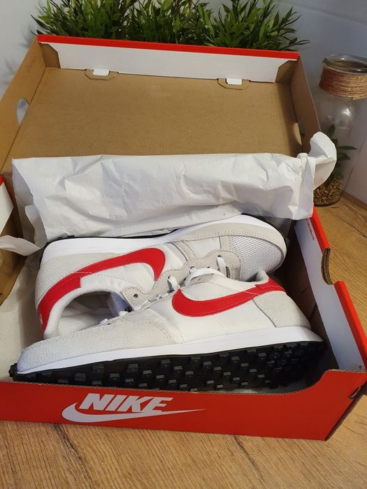 Oryginalne,nowe buty sportowe NIKE Challenger,biało czerwone