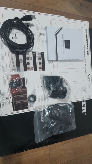 Manipulatory Thrustmaster TLCM