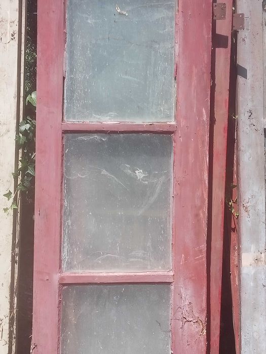 Portas madeiras muito antigas