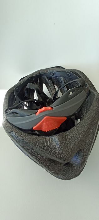 Capacete BELL UKON usado