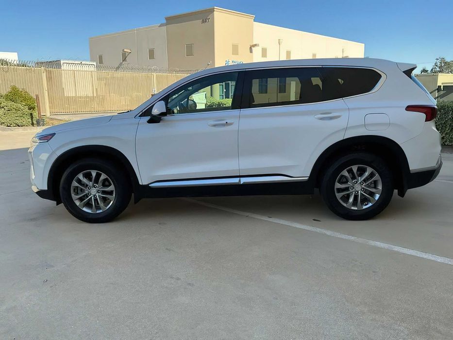 Hyundai Santa Fe      2019