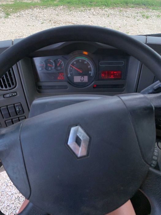 Samochód ciężarowy RENAULT MIDLUM 190.12