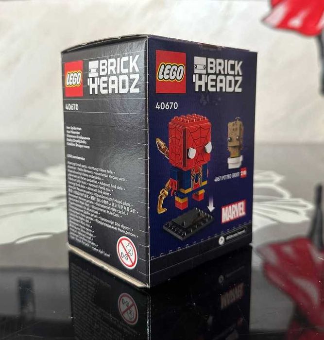 Конструктор LEGO Brick Headz 40670 Залізна Людина-Павук