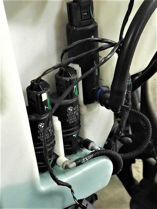 Моторчик Омывателя BMW X5 E53 E70 F15 F10 F25 Омивателя БМВ Х5 Е53 Е70